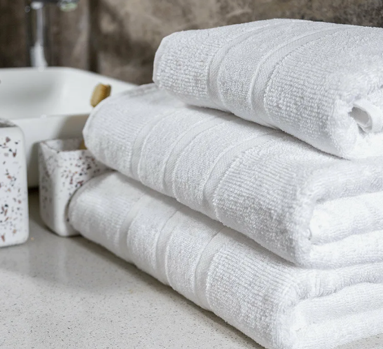 كيفية تحديد ما إذا كانت مناشف الفندق نظيفة وصحية؟